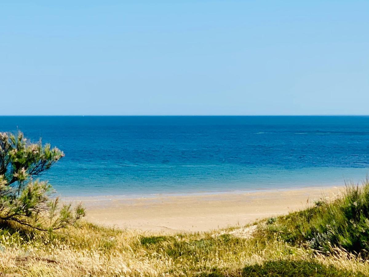 Charming House Close To The Plage Des Huttes Chaucre Exteriér fotografie